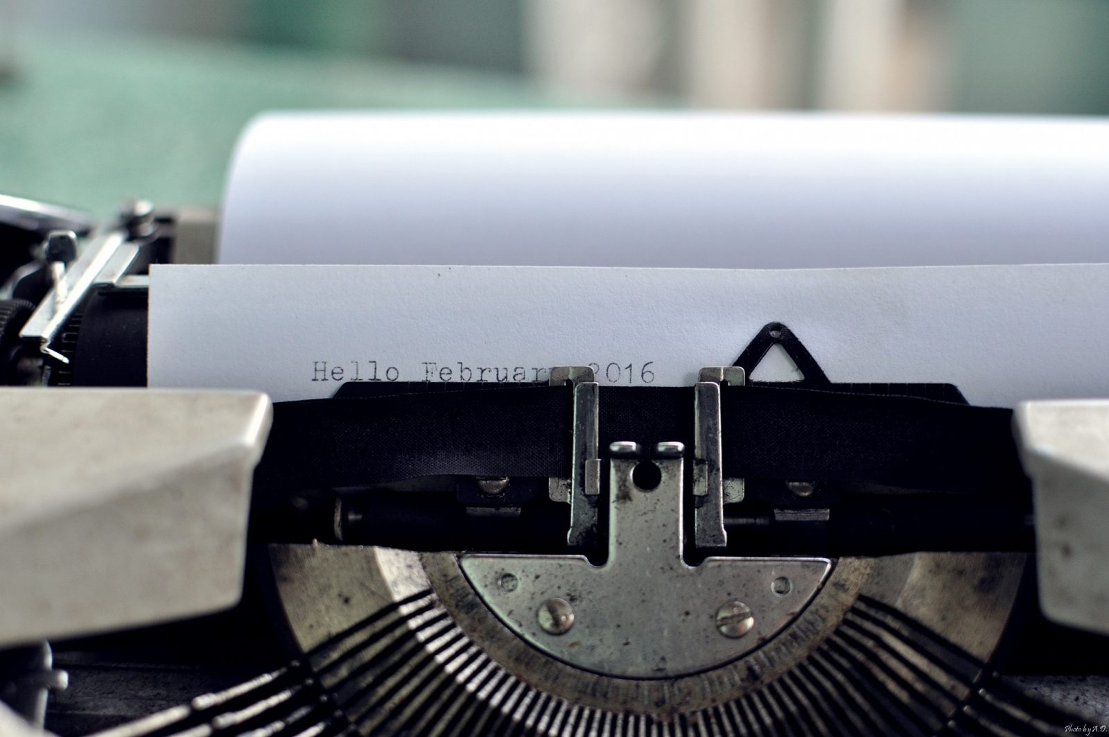 3 Old-School Copywriting Techniques to Drive Action in Your Ads