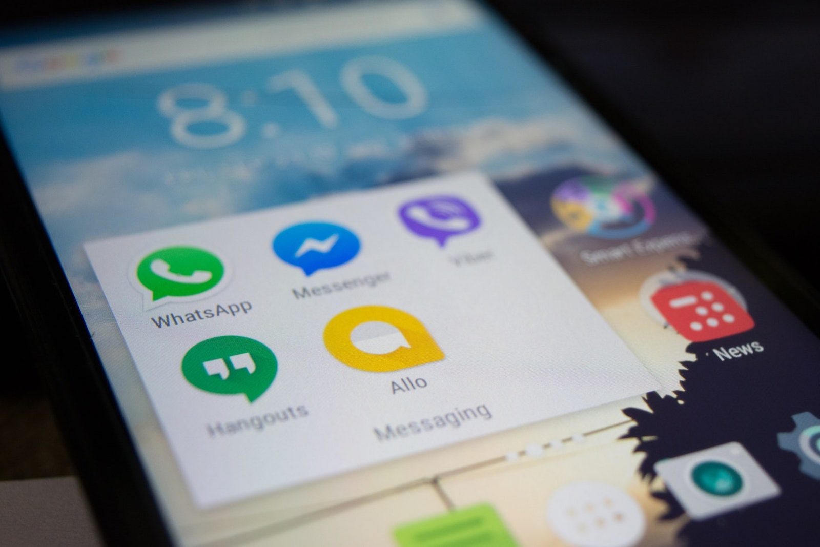How to Amplify Email Marketing with Messaging Apps